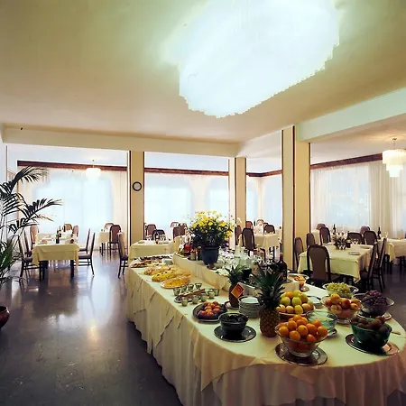 Hotel Farnese 3*